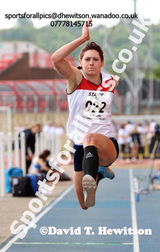 Emma Pringle (Gateshead) wins the senior womens triple jump in the North Eastern Championships, Gateshead International Stadium.  Photos: David T. Hewitson/Sports for All Pics